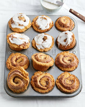 Load image into Gallery viewer, Speedy Cinnamon Roll | Maison Zoe Ford