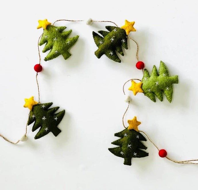 Felted Garland | The Winding Road